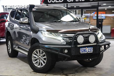 Grey 2017 Mitsubishi Pajero Sport SUV GLS 4X4