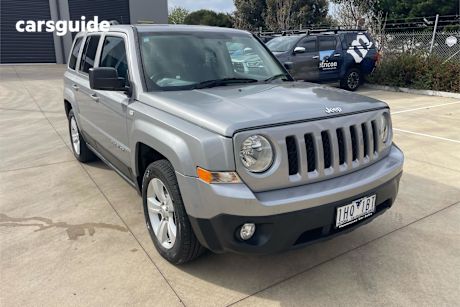 Silver 2014 Jeep Patriot Wagon Sport (4X2)