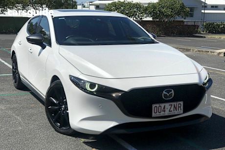 White 2019 Mazda 3 Hatchback G25 Astina