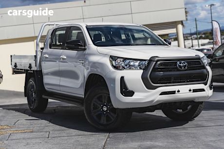 White 2022 Toyota Hilux Ute Tray SR 4X4