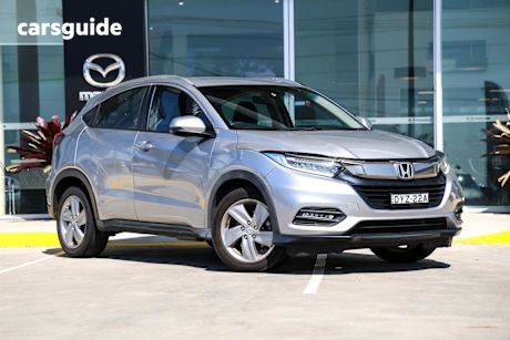 Silver 2018 Honda HR-V Wagon Vti-S