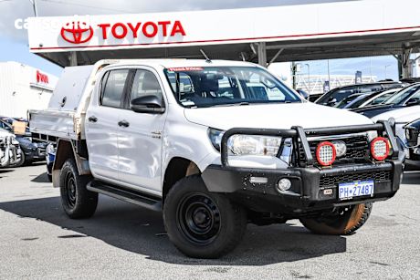 White 2020 Toyota Hilux Ute Tray SR 4X4