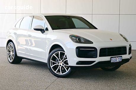 White 2019 Porsche Cayenne SUV 4X4
