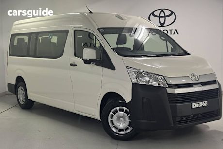 White 2025 Toyota HiAce OtherCar COMMUTER R