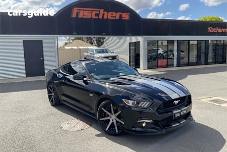 Black 2017 Ford Mustang Coupe Fastback Gt 5.0 V8