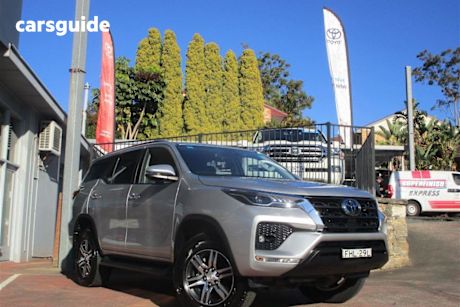 Silver 2024 Toyota Fortuner Wagon Gxl