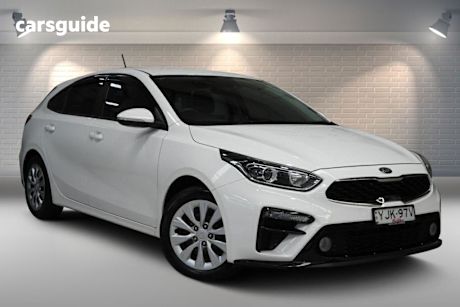 White 2020 Kia Cerato Hatchback S