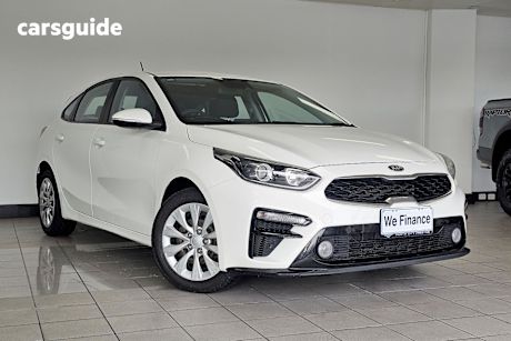 White 2019 Kia Cerato Hatch S F