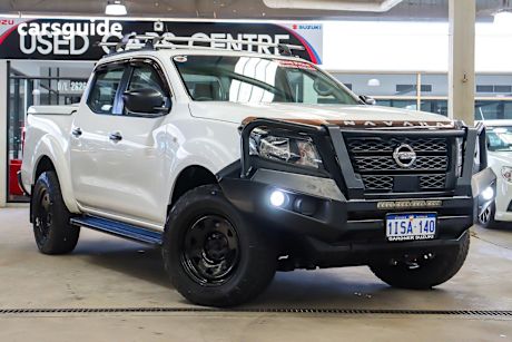 White 2022 Nissan Navara Ute Tray SL 4X4