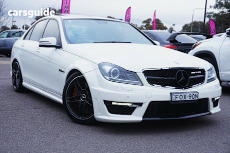 White 2014 Mercedes-Benz C63 Sedan Amg