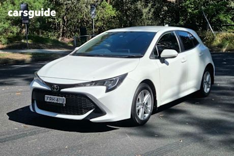 White 2020 Toyota Corolla Hatch ASCENT SPORT F