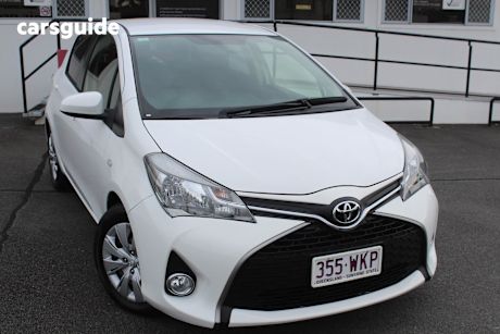 White 2016 Toyota Yaris Hatch SX F