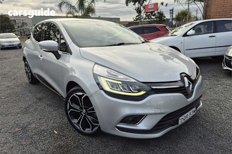 Grey 2017 Renault Clio Hatchback Intens