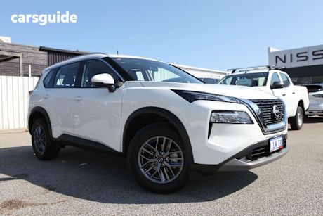White 2025 Nissan X-Trail SUV ST F