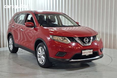 Red 2015 Nissan X-Trail Wagon St (4X4)