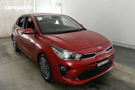 Red 2020 Kia RIO Hatch SPORT F