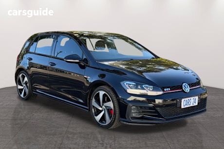 2017 Volkswagen Golf Hatchback Gti