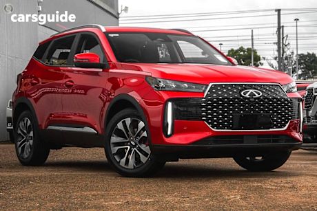 Red 2025 Chery Tiggo 4 SUV ULTIMATE F