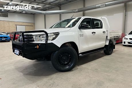 White 2018 Toyota Hilux Ute Tray SR