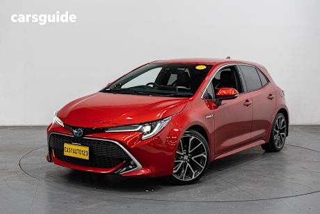 Red 2019 Toyota Corolla Hatchback Zr (Hybrid)