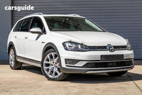 White 2015 Volkswagen Golf Wagon Alltrack 132 Tsi
