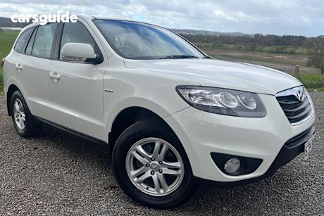 White 2011 Hyundai Santa FE SUV SLX 4X4