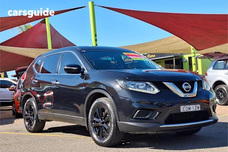 Black 2014 Nissan X-Trail SUV ST F