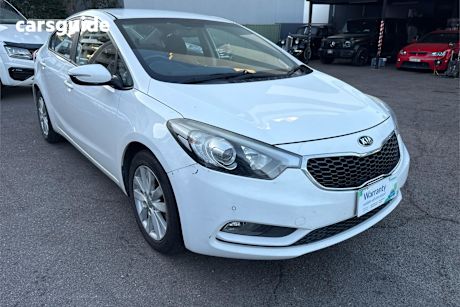 White 2015 Kia Cerato Sedan S Premium