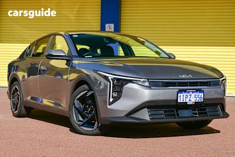 Grey 2024 Kia K4 Sedan Sport+