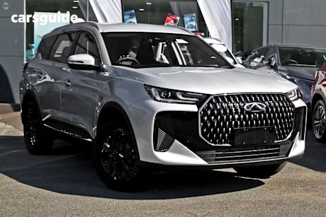 Silver 2025 Chery Tiggo 7 SUV SUPER HYBRID URBAN F