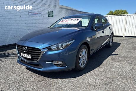 Blue 2017 Mazda 3 Hatchback Maxx