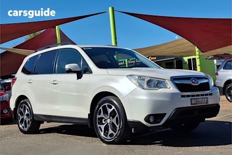 White 2012 Subaru Forester SUV 2.0D-S 4WD