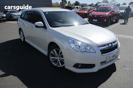 White 2013 Subaru Liberty SUV 2.5I 4WD