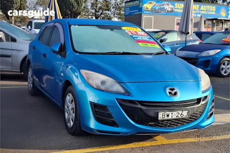 Blue 2011 Mazda 3 Hatchback Neo