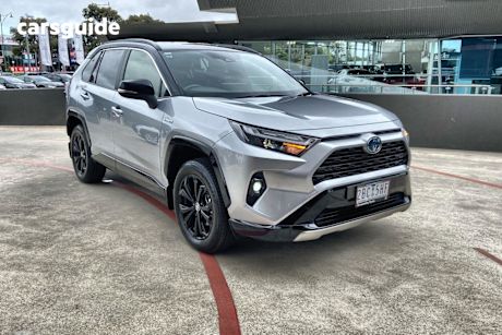 Silver 2024 Toyota RAV4 SUV XSE F