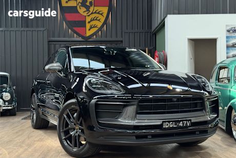 Black 2023 Porsche Macan SUV T 4WD