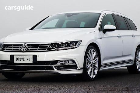 White 2017 Volkswagen Passat SUV 206TSI R-LINE 4WD