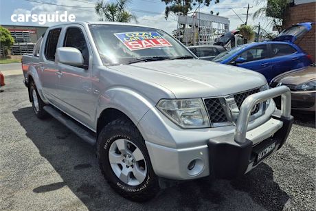 Silver 2011 Nissan Navara Dual Cab Pick-up St (4X4)