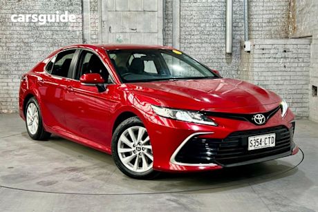 Red 2022 Toyota Camry Sedan Ascent + Sat Nav