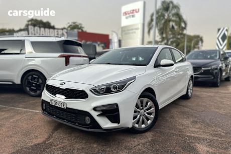 White 2019 Kia Cerato Hatchback S