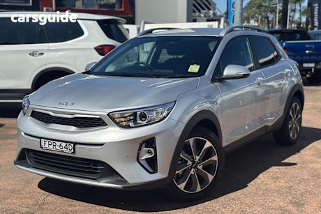 Silver 2025 Kia Stonic Wagon Sport