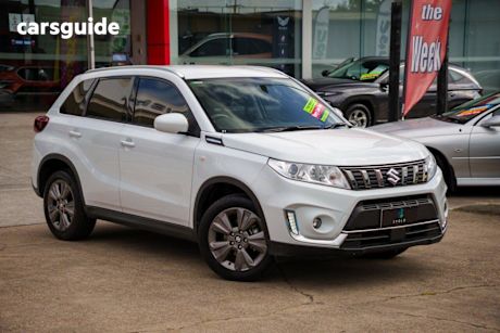 White 2021 Suzuki Vitara Wagon