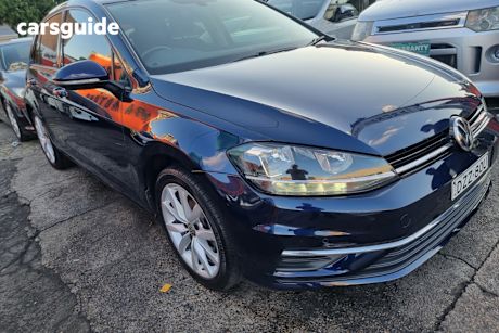 Blue 2018 Volkswagen Golf Hatchback 110 Tsi Comfortline