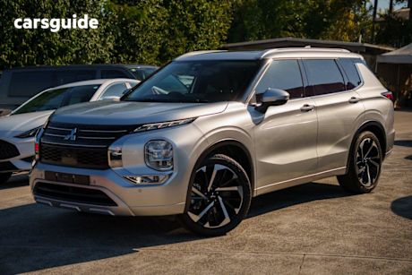 Silver 2022 Mitsubishi Outlander Wagon Exceed 7 Seat (Awd)
