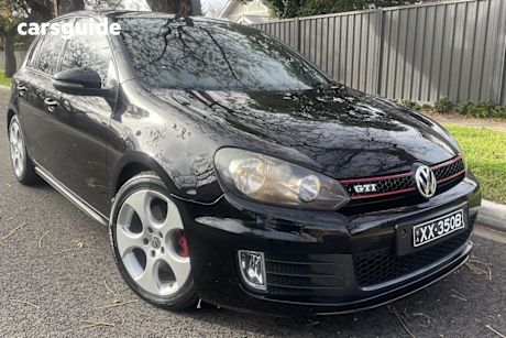 Black 2010 Volkswagen Golf Hatchback Gti
