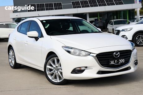 White 2016 Mazda Mazda3 Hatch SP25 F