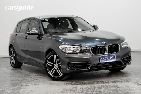 Grey 2015 BMW 118I Hatchback
