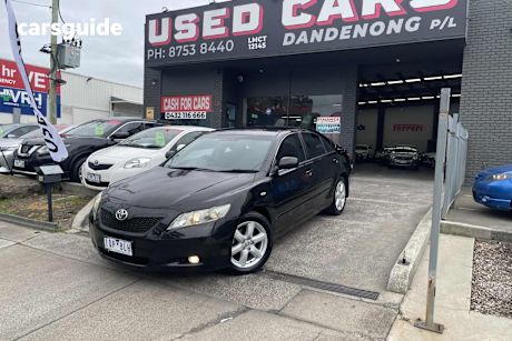 Black 2009 Toyota Camry Sedan Touring Se