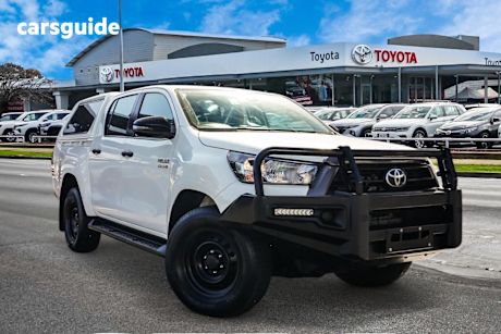 White 2021 Toyota Hilux Ute Tray SR 4X4
