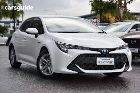 White 2021 Toyota Corolla Hatchback Ascent Sport Hybrid